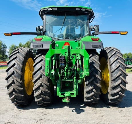 Image of John Deere 8R 410 equipment image 3
