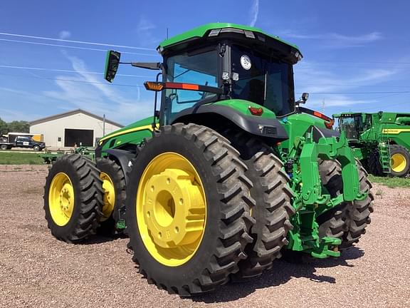 Image of John Deere 8R 410 equipment image 3
