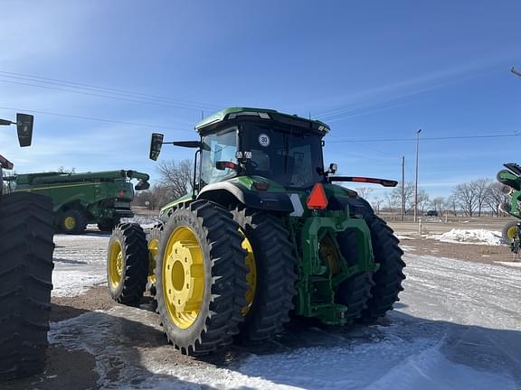 Image of John Deere 8R 410 equipment image 4