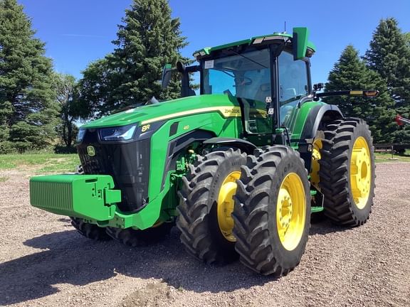 2024 John Deere 8R 410 Equipment Image0