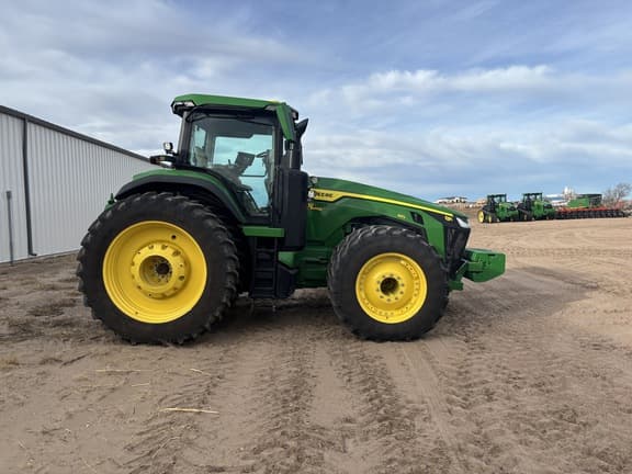 Image of John Deere 8R 410 equipment image 3