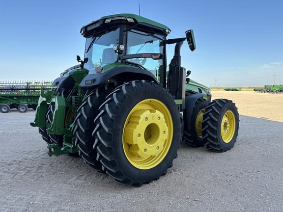 Image of John Deere 8R 410 equipment image 4