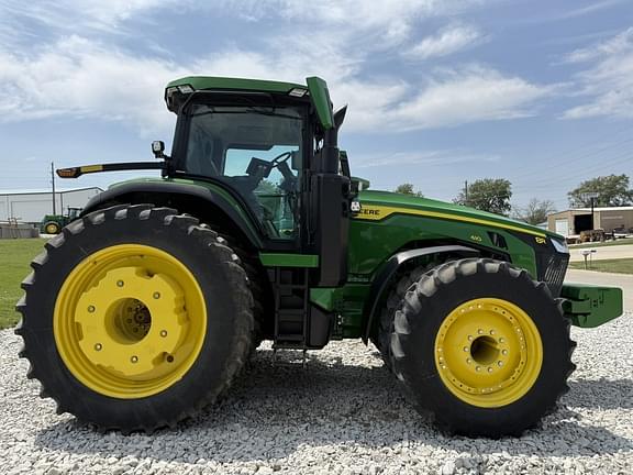 Image of John Deere 8R 410 equipment image 1