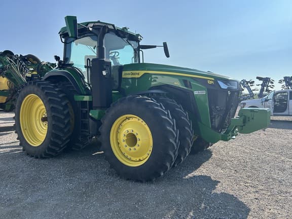 Image of John Deere 8R 410 equipment image 3