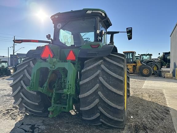 Image of John Deere 8R 410 equipment image 4