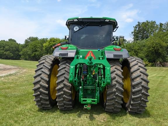 Image of John Deere 8R 410 equipment image 3
