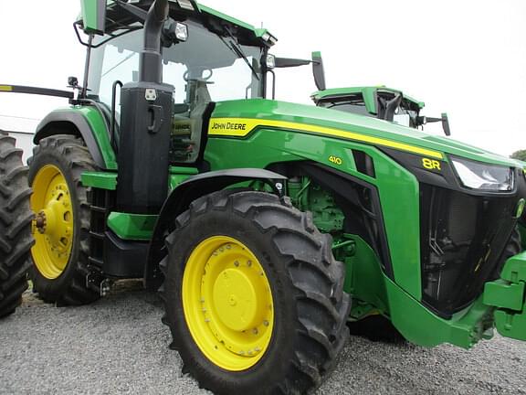 Image of John Deere 8R 410 equipment image 2