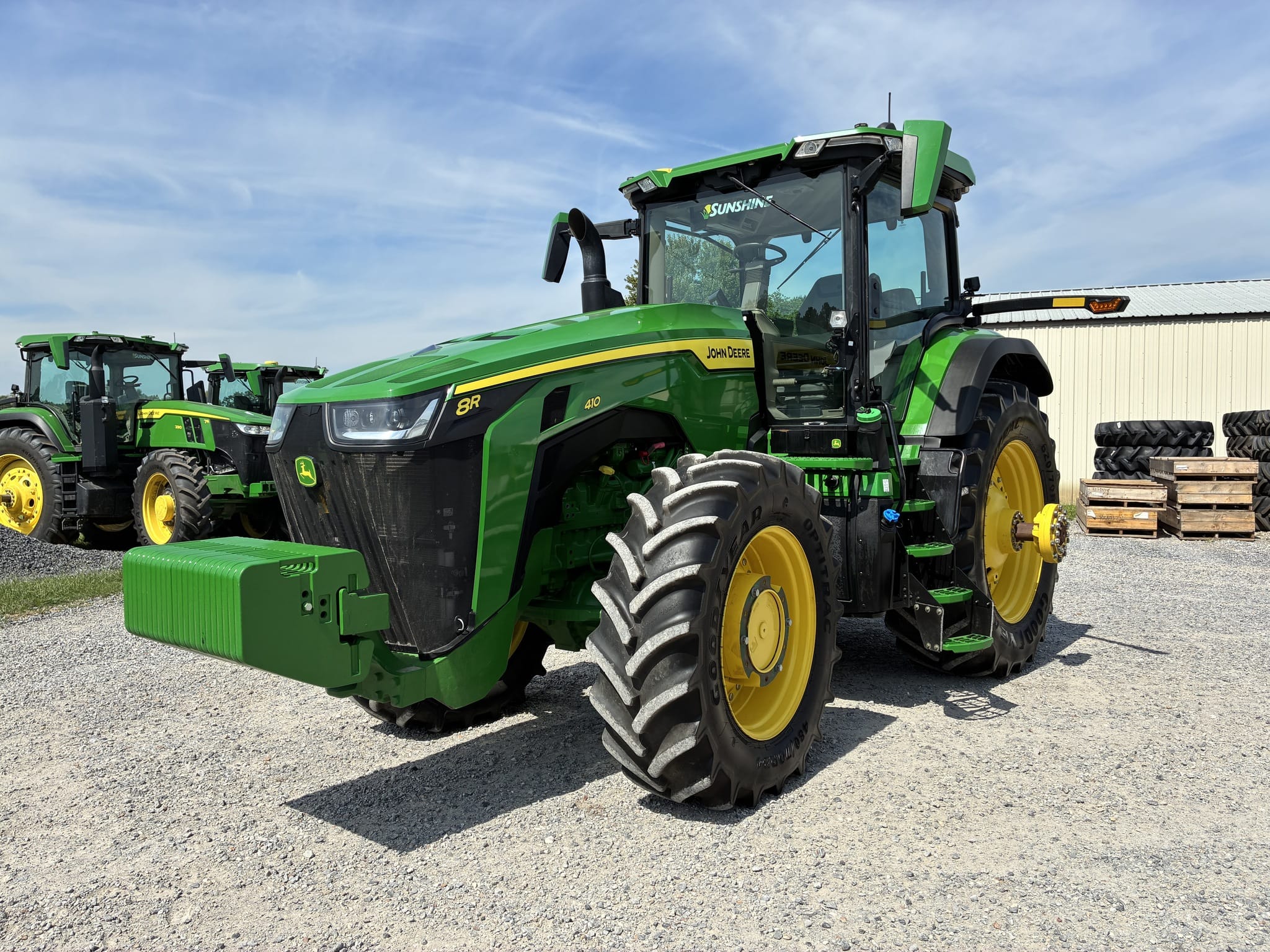 2024 John Deere 8R 410 Equipment Image0