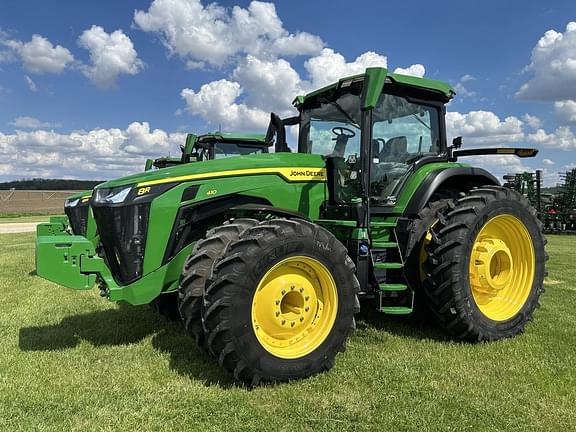 Image of John Deere 8R 410 Primary image