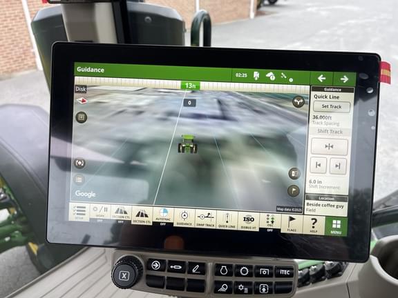 Image of John Deere 8R 410 equipment image 4