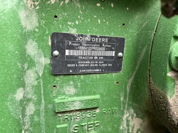 Image of John Deere 8R 410 equipment image 4