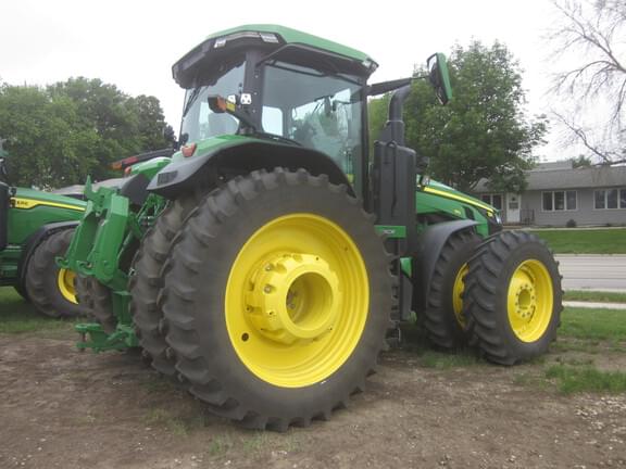 Image of John Deere 8R 410 equipment image 3