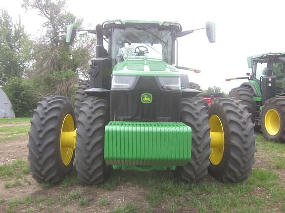 Image of John Deere 8R 410 equipment image 4