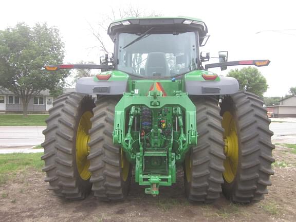 Image of John Deere 8R 410 equipment image 3