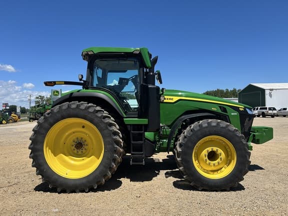Image of John Deere 8R 410 equipment image 3