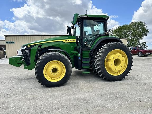 Image of John Deere 8R 410 equipment image 1