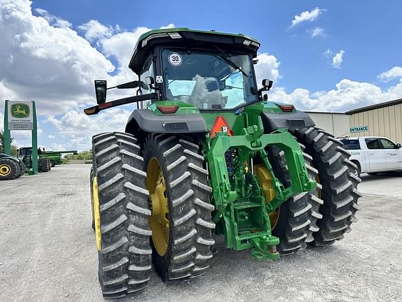 Image of John Deere 8R 410 equipment image 4