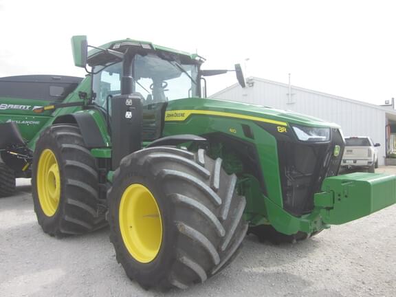 Image of John Deere 8R 410 equipment image 3
