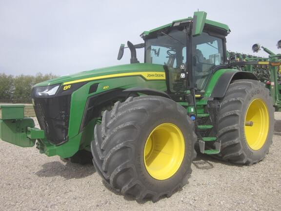 Image of John Deere 8R 410 equipment image 2