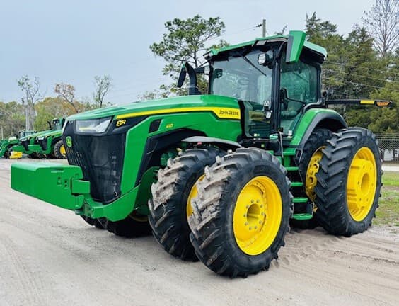Image of John Deere 8R 410 equipment image 1