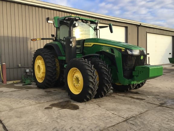Image of John Deere 8R 410 equipment image 2