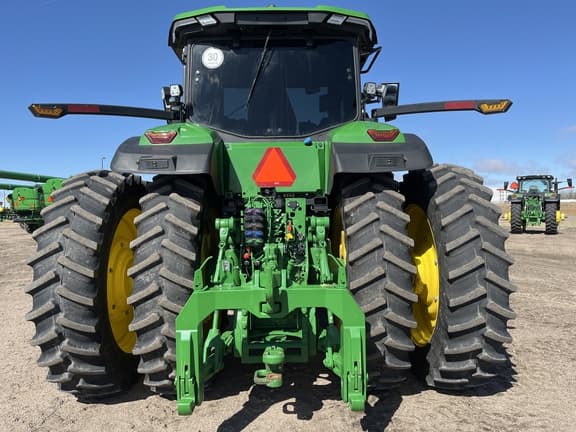 Image of John Deere 8R 410 equipment image 4