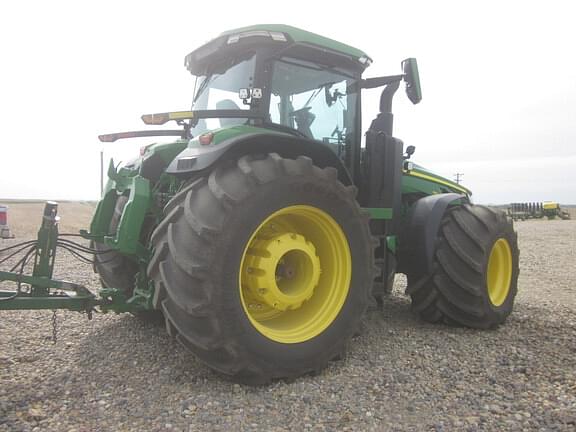 Image of John Deere 8R 410 equipment image 3