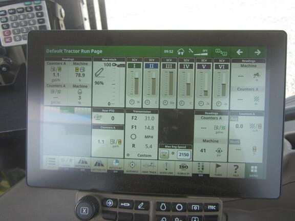Image of John Deere 8R 410 equipment image 4