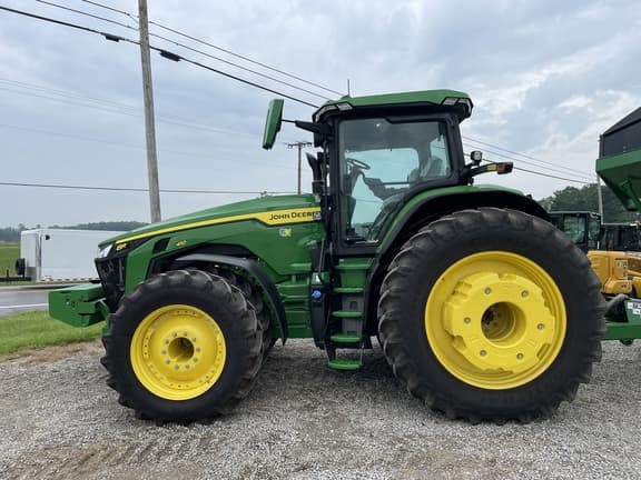 Image of John Deere 8R 410 equipment image 2