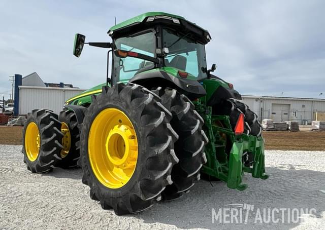 Image of John Deere 8R 410 equipment image 2
