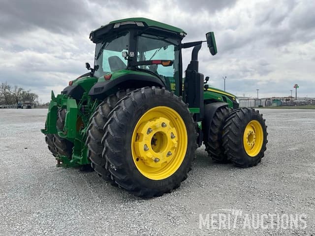 Image of John Deere 8R 410 equipment image 4