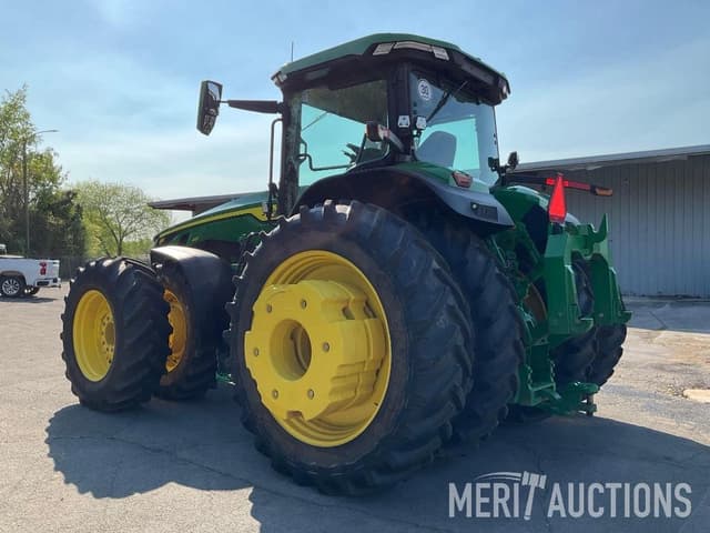 Image of John Deere 8R 410 equipment image 2