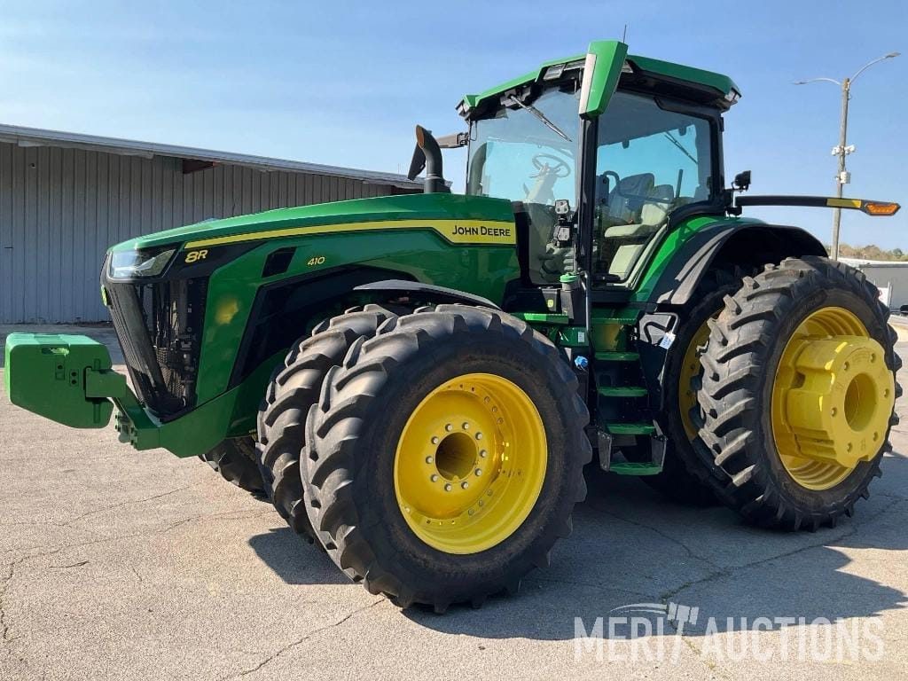 2024 John Deere 8R 410 Equipment Image0