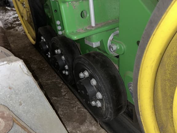 Image of John Deere 8RT 340 equipment image 4