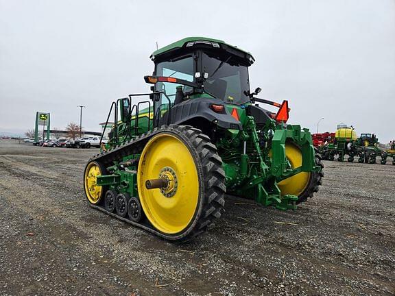 Image of John Deere 8RT 340 equipment image 2