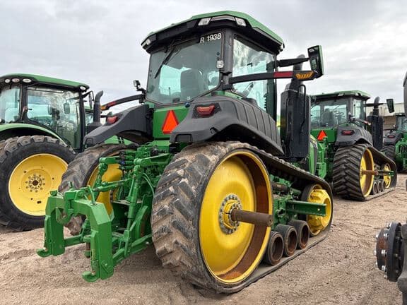 Image of John Deere 8RT 340 equipment image 4