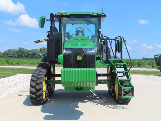 Image of John Deere 8RT 340 equipment image 2