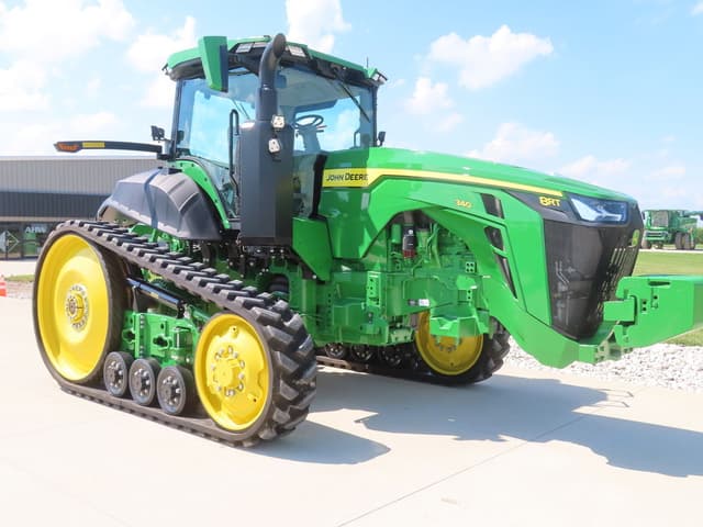 Image of John Deere 8RT 340 equipment image 4