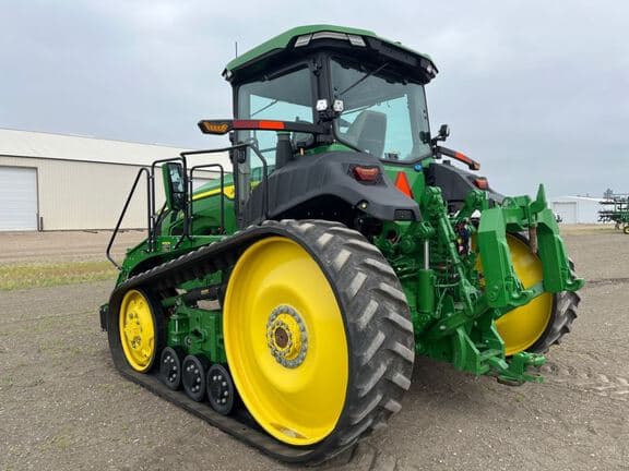 Image of John Deere 8RT 370 equipment image 3