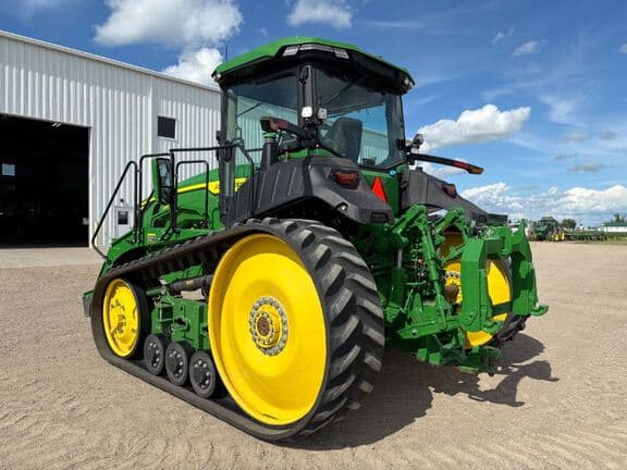 Image of John Deere 8RT 370 equipment image 2