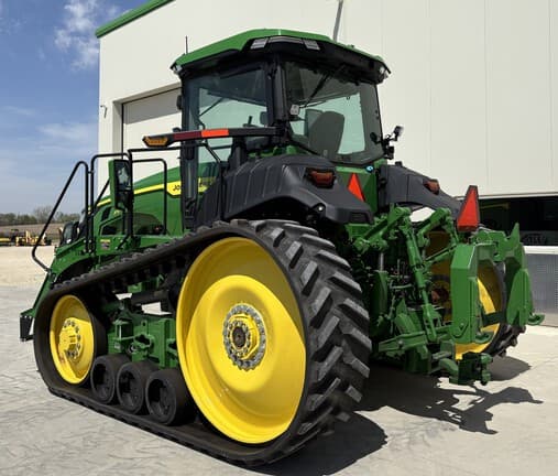 Image of John Deere 8RT 370 equipment image 4