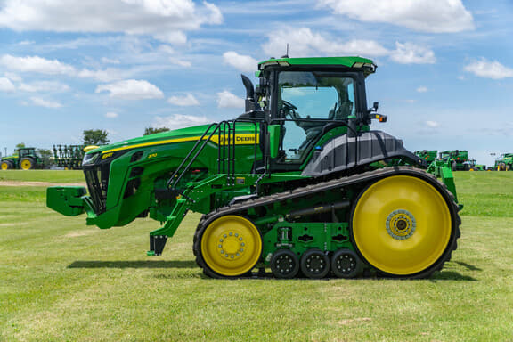Image of John Deere 8RT 370 equipment image 1