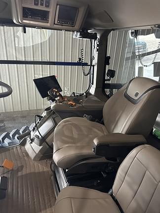 Image of John Deere 8RT 370 equipment image 3