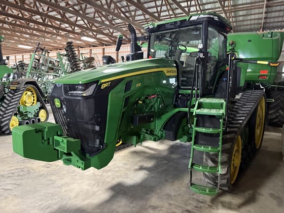 Image of John Deere 8RT 370 equipment image 1