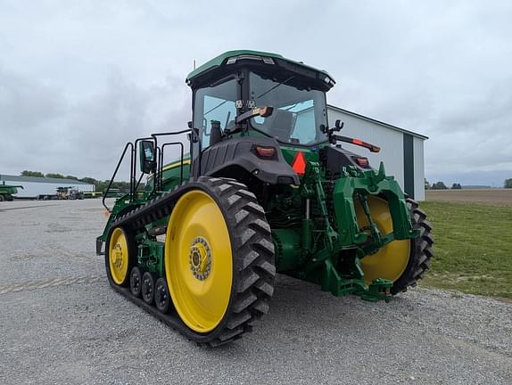 Image of John Deere 8RT 370 equipment image 4