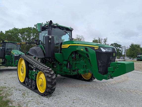 Image of John Deere 8RT 370 equipment image 1