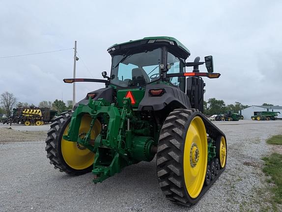 Image of John Deere 8RT 370 equipment image 3