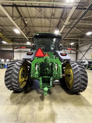 Image of John Deere 8RT 370 equipment image 1
