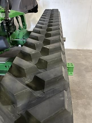 Image of John Deere 8RT 370 equipment image 4
