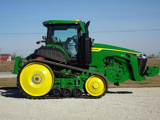 Image of John Deere 8RT 370 equipment image 4